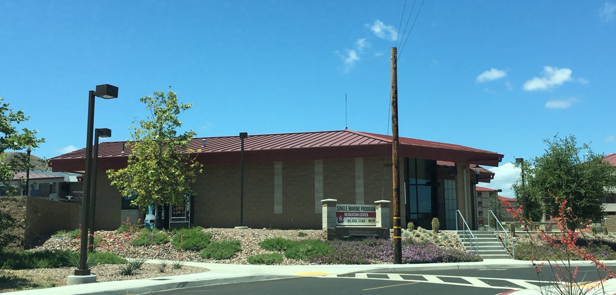 Ninascorner's tweet photo. Today I visited the #33area #smp #singlemarineprogram on #CampPendleton #usmc #recreationcenter #snapchat @ oside https://t.co/dLZgesLipn