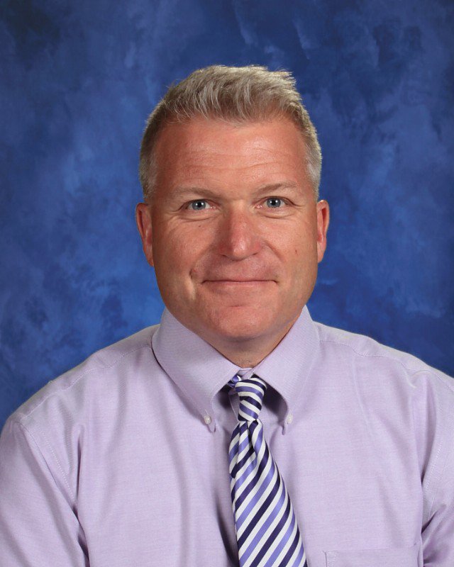 LSR7's tweet image. Jeffrey Scalfaro named principal of Trailridge Elementary for 2016-17. ow.ly/aNFb300q9v1