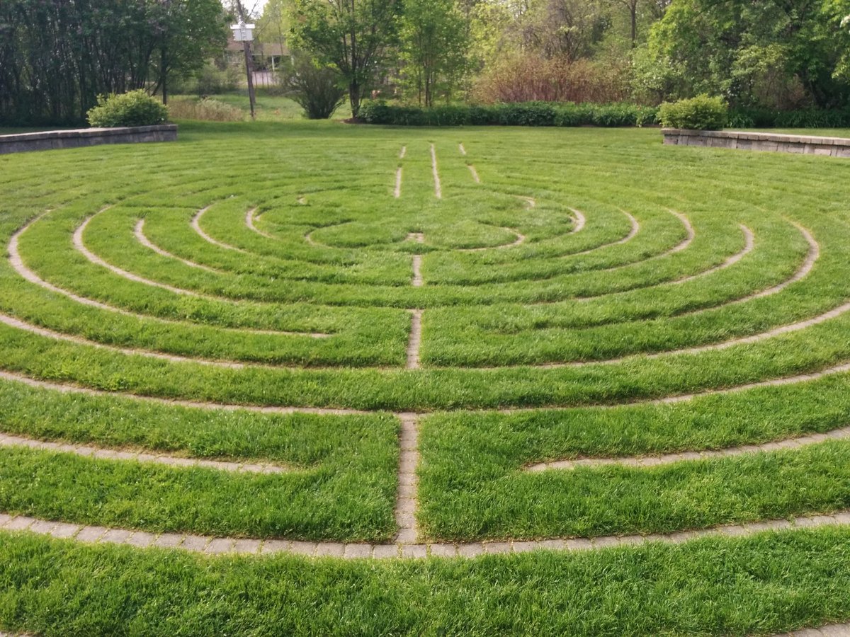 vwang001's tweet photo. Went for a relaxing walk in Richmond. Had some math wonderings too! Do you? @StPhilipocsb @Math_Monkey1 #math #ocsb https://t.co/WXNrdHDbQr