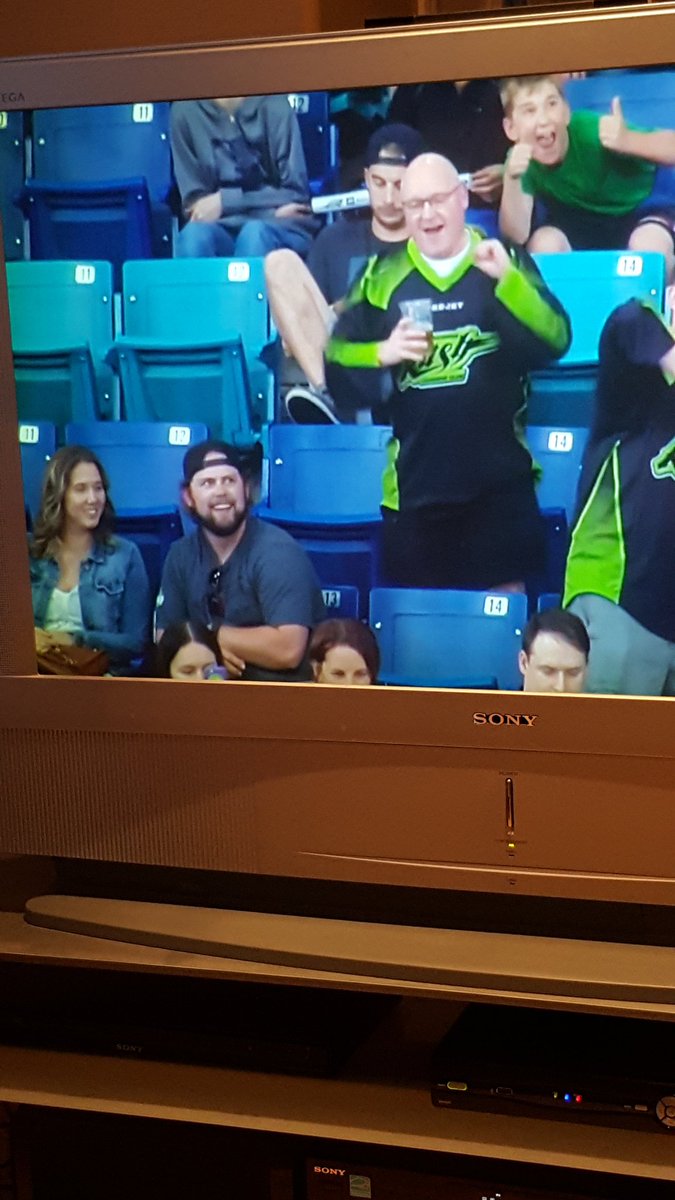 Troy_Sudzy's tweet photo. Get up and dance Freddy!! @rfredrickson22 https://t.co/ERadTQZSXP