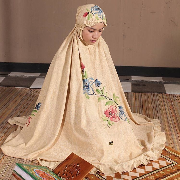 tiwipertiwee's tweet photo. Menjelang Ramadhan, saatnya beli mukena... manfaatkan Diskon 20%  sama free ongkir nya yuu… https://t.co/4Y9Feknv0K https://t.co/OljB3rlq8q