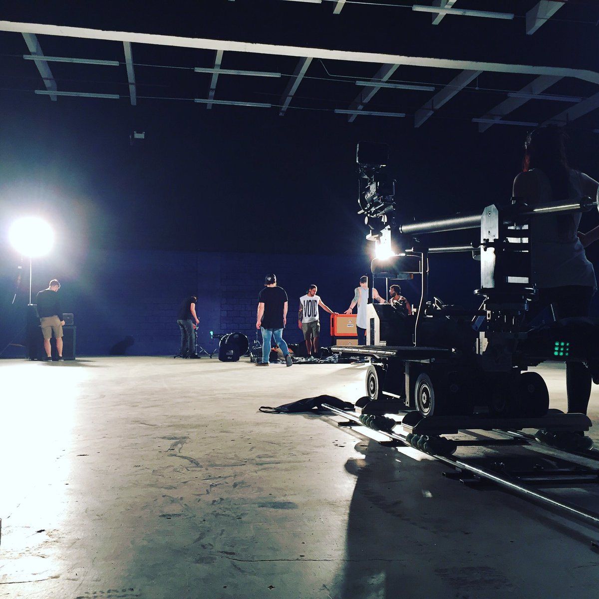 RedSkiesMTL's tweet photo. On #set for #musicvideo #2!
#metal #montrealmetalcore #canadiancontent https://t.co/p9vtKUYCi9