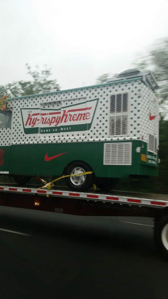 chandpark's tweet photo. Saw the Kyrispy Kreme truck on my way down to DC! @KyrieIrving @nikebasketball #kicks #nike https://t.co/laz2G3Ftu6