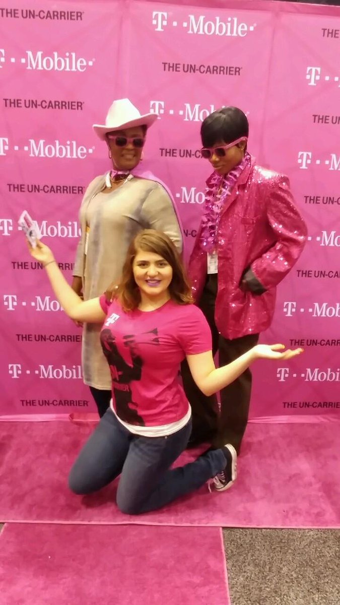 DruSmiley's tweet photo. #LG5 #NRAShow2016 #TmobileNorthCentral @WinstonAwadzi  @TMobile @Calantoni_Says https://t.co/tWdXHvJz6i