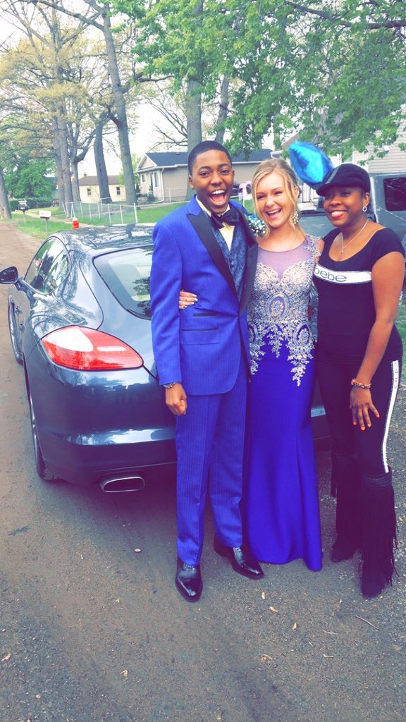 Michigan_Prom's tweet image. Roseville High School #prom2k16