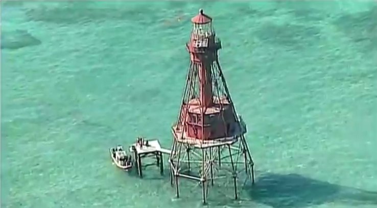 19 Cuban migrants in lighthouse standoff now awaiting decision on "wet foot" zone. bit.ly/20kSVaq?utm_me… https://t.co/gMmQGDvfop