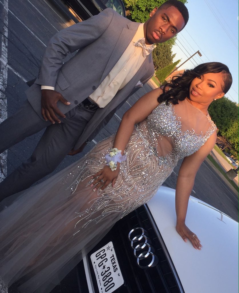 Michigan_Prom's tweet image. Regina High School #prom2k16