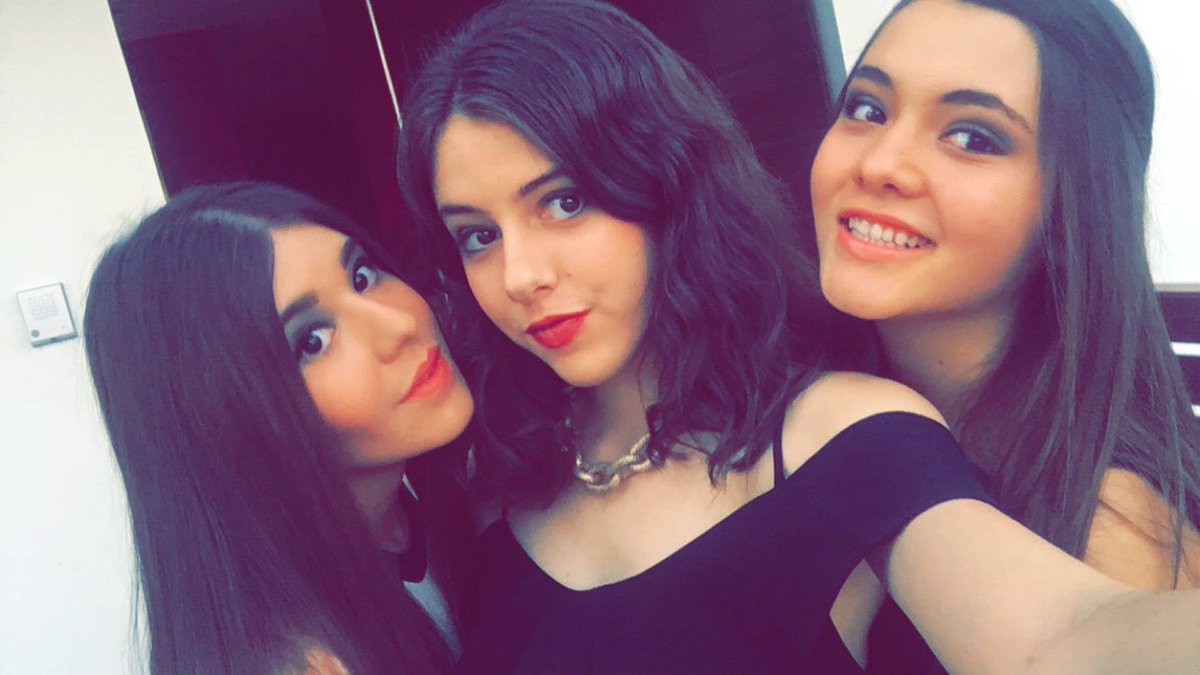 rexpadillam's tweet photo. Este tercio mata par💅🏻 #TodoElFin💗 https://t.co/0thMpozsOr