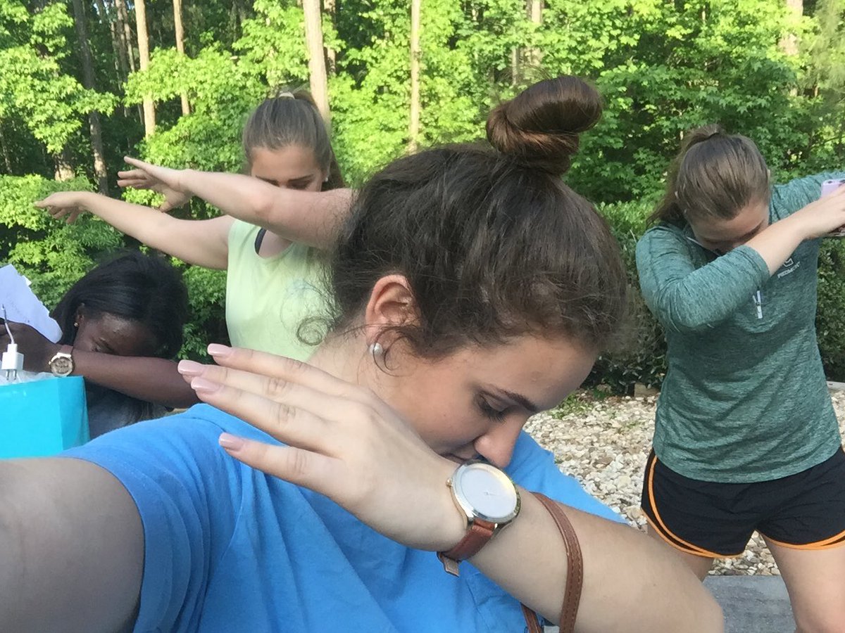 susanna_barr's tweet photo. #100daysofdabbing #gradDAB #day36 https://t.co/uPZrefayjJ