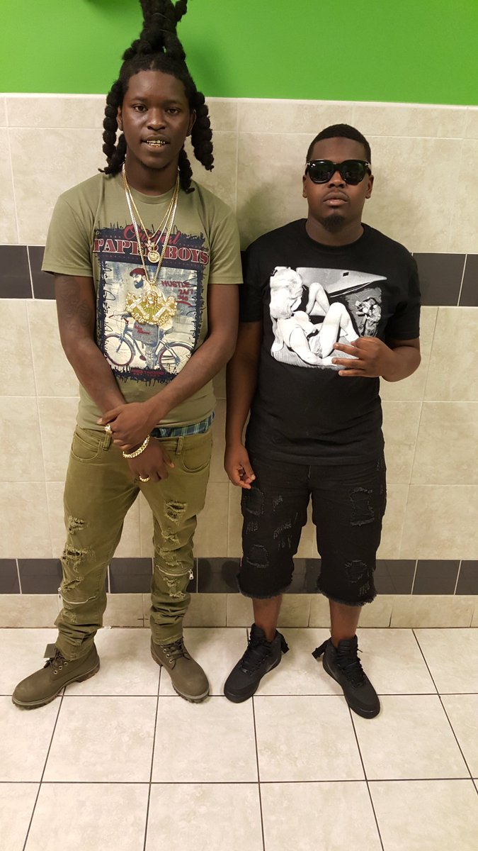 iFuckYourMom_'s tweet photo. These Streets Got Us Fuck Up 😎 https://t.co/8GWr9T9vG8