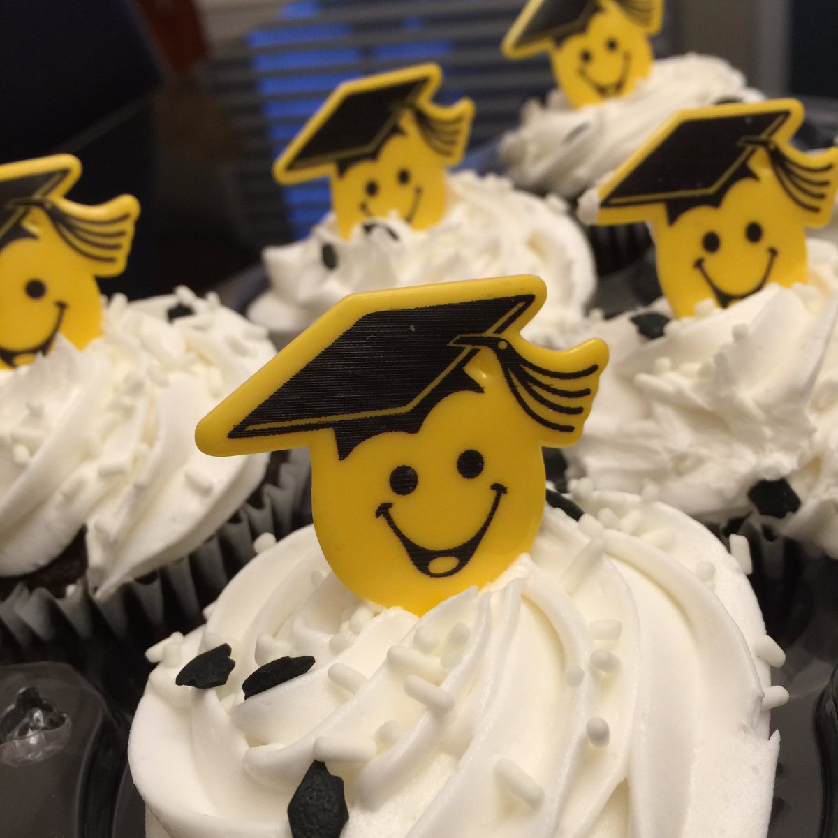 OGtimber's tweet photo. Leftovers from MY GradParty last nite that none of U lozers showed up4 🙀 - so, more for ME! And they're YUMMY! 😜 🎉 https://t.co/IlFBUWKydG