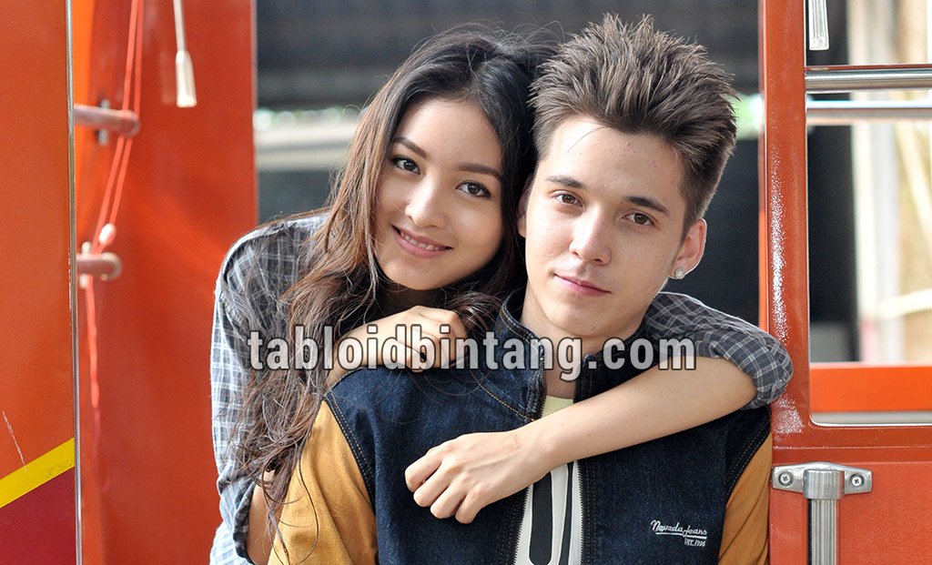 fans_baalv's tweet photo. cocok banget yah repa dan boy mesra banget https://t.co/kirubnmYMK