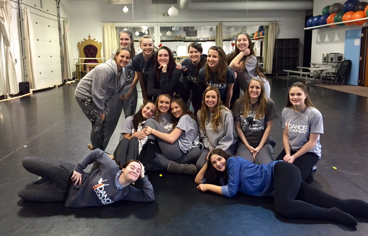 maceyfetz's tweet photo. In honor of tryouts today, I'd like to thank the BHSDC for 4 yrs of friends, dancing and bringing out the best in me https://t.co/LqkdkDPX7Z