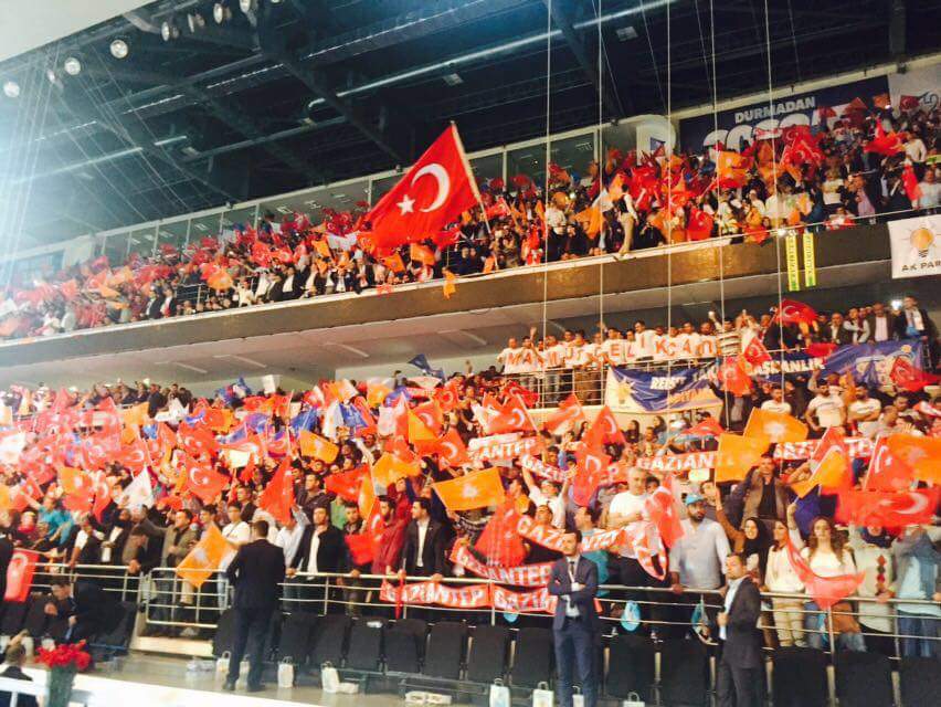 Türkiye cumhuriyeti son başbakanı vatana millete hayirli olsun <a href="/BA_Yildirim/">Binali Yıldırım İletişim Ofisi</a> <a href="/SelimTemurci/">Dr. Selim Temurci</a> <a href="/mehmetkahrmn/">🇹🇷Mehmet KAHRAMAN.🇹🇷</a> <a href="/temel67/">Temel Karadeniz</a>