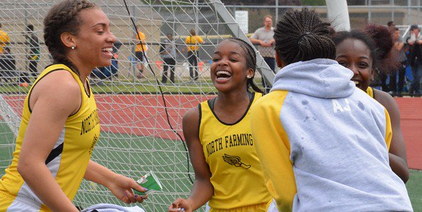 MIPrepZone's tweet photo. TRACK: #OakPark's girls &amp; boys win regional titles, @FHSAthlete girls take 2nd W/ PICS - https://t.co/KQAAGXpoEF https://t.co/h3SZNJYUCT
