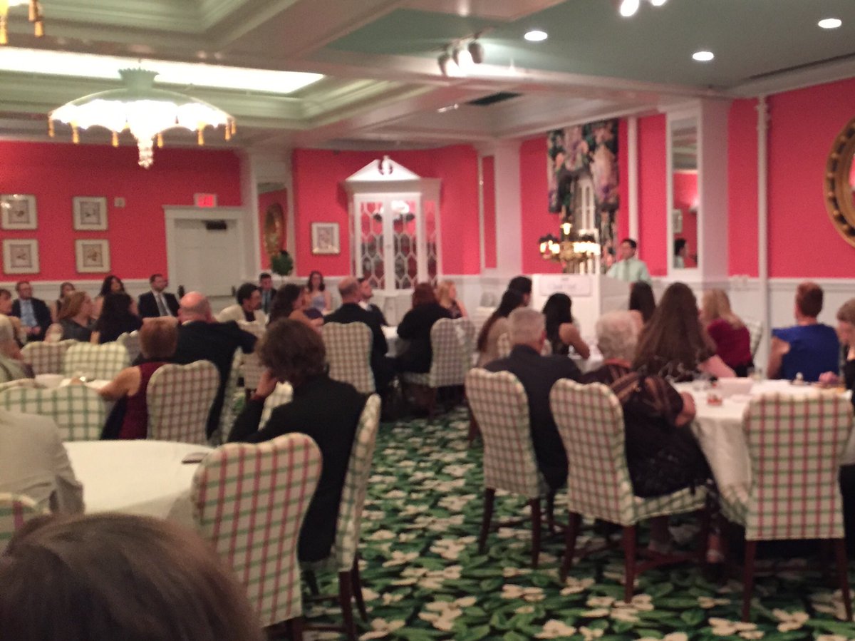 PrincipalLietz's tweet photo. Guest of Honor Les Lim speaking at the @MSCIYES Coaches Banquet. https://t.co/g0Ob8cmotg