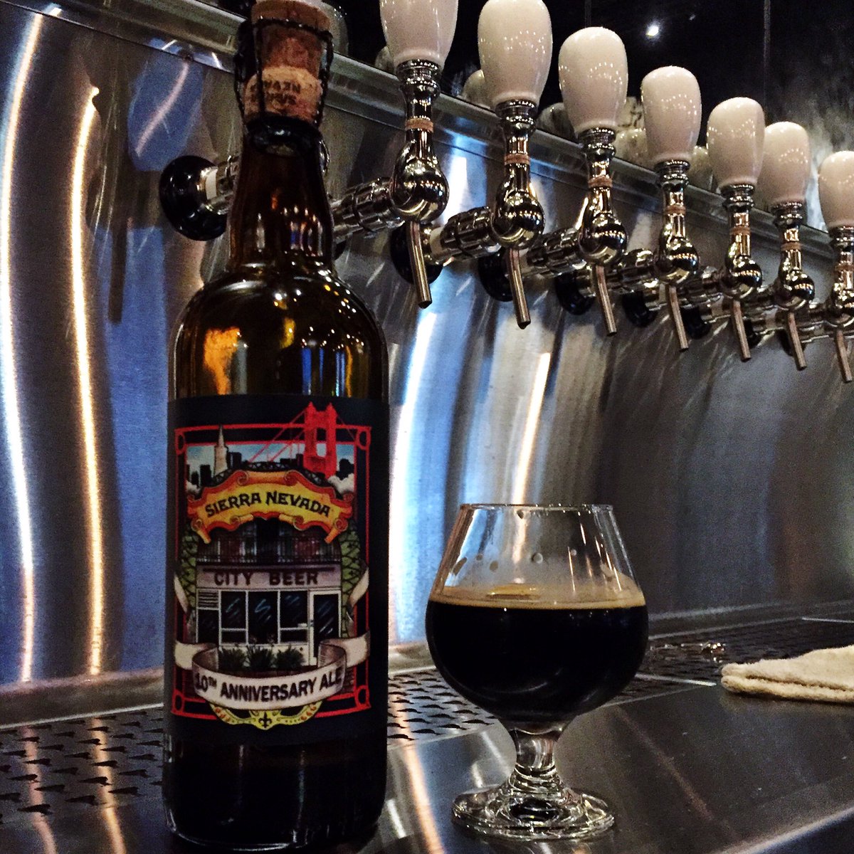 ImperialeBeerCa's tweet photo. Happy Anniversary @citybeerstore ! https://t.co/HMYO56Udan