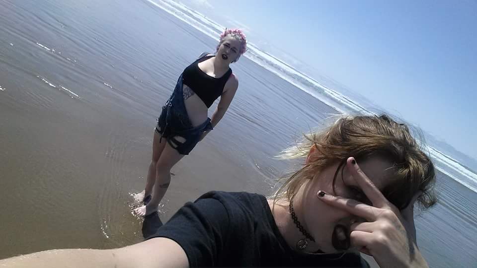 cumslxt's tweet photo. Went to the ocean the other day https://t.co/PkhnsA1tfP