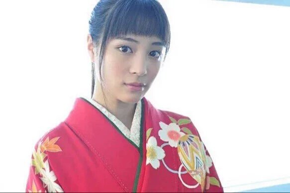 Tweet 厳選 広瀬すずのあんな写真やこんな写真 Twitterまとめ Naver まとめ