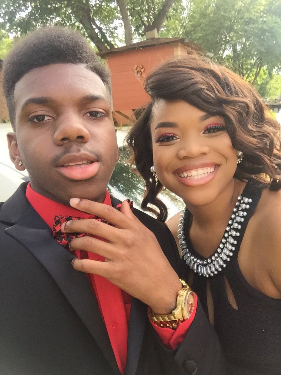 LuhDuffBeats's tweet photo. #Prom2k16 https://t.co/yRceuTyX2A