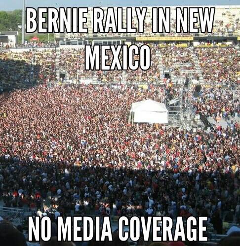 AshesView's tweet photo. Really?! @CNN @msnbc @maddow https://t.co/8jpsqb0nfq
