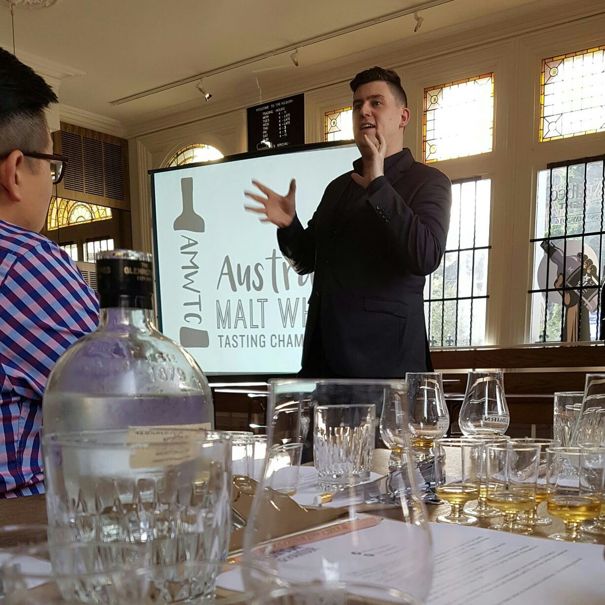 smws_matt's tweet photo. Yours truly hosting a mini #amwtc welcome dram before kicking off #projectfb https://t.co/BWKQeH0Db6