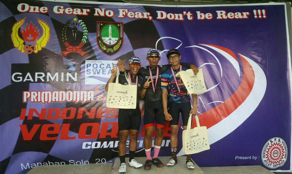 Huray..rider kami yg juga anggota tim <a href="/FixedKaskusYK/">FixedKaskusYK</a> yaitu <a href="/edikurniaJR/">Edikurniaa</a> juara 3 di event #Velorace Solo 🙌
