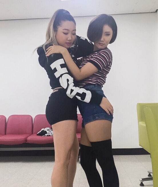 CjCeqDDUUAAGmQL.jpg:large