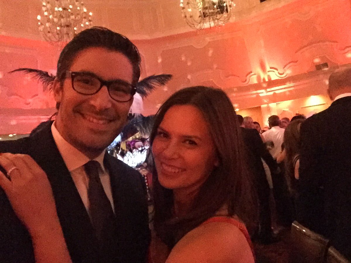 RaoulMartinezTV's tweet photo. @SYHealthCenter thank you for a wonderful evening at the @delcoronado   #SYHCBridgetheGap #emcee https://t.co/MzeM9kSb7z