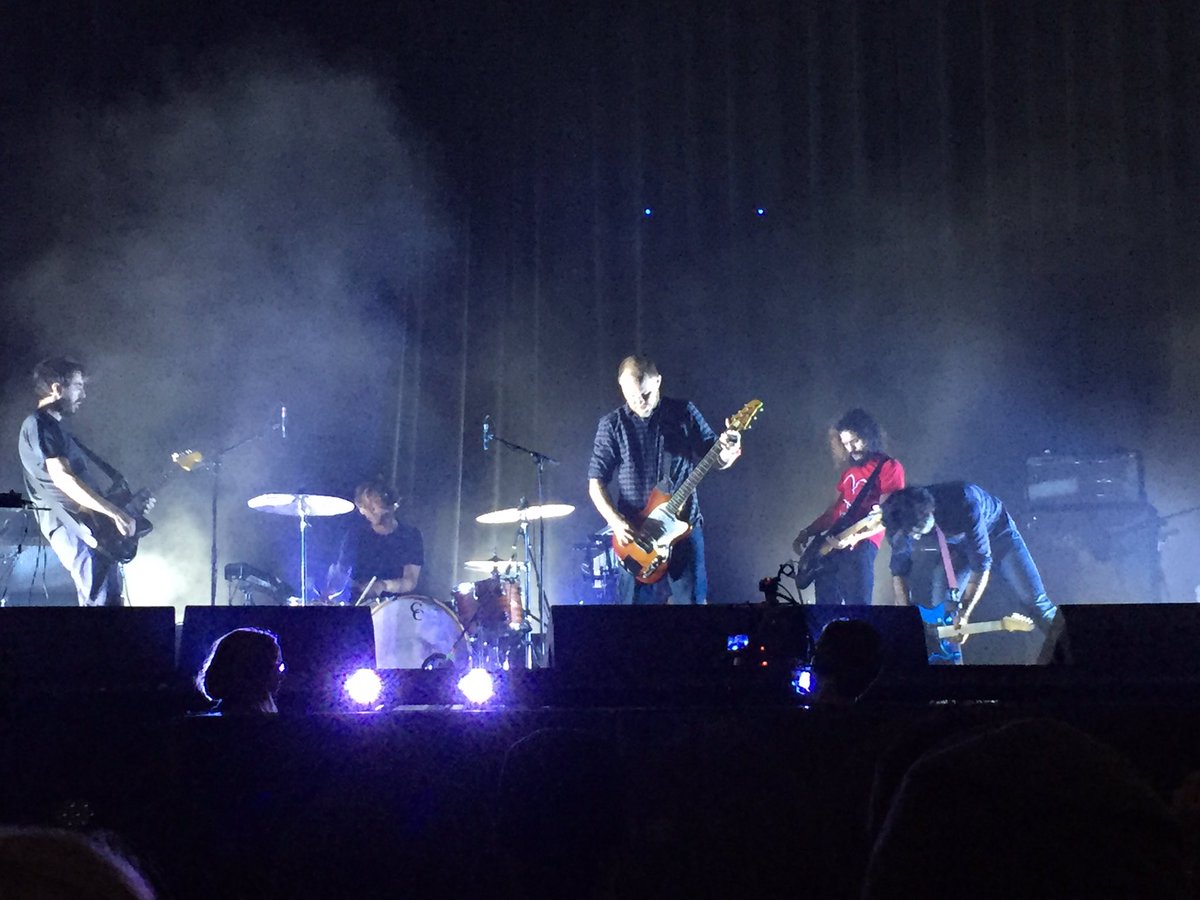 Metal_Motiv's tweet photo. 5 rows back from @EITS. Amazing. #explosionsinthesky https://t.co/d4dkXveoev