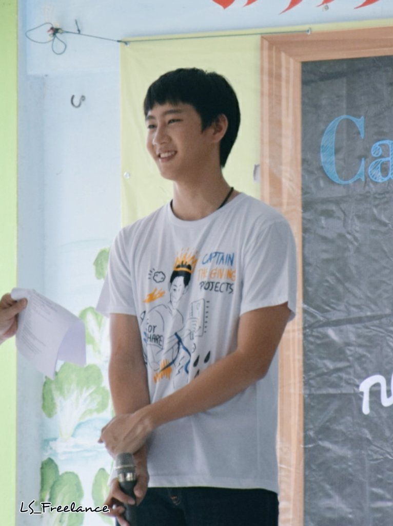 ls_freelance's tweet photo. ขึ้นเวที…เริ่มกิจกรรมแล้วค้าบ
@captain2541 #captainchonlathorn 
#captainthegivingprojects https://t.co/lkc3JGgrTz