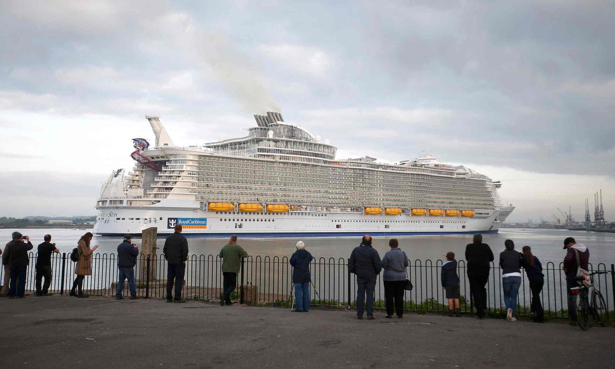 tveitdal's tweet photo. The world's largest cruise ship and its supersized pollution problem https://t.co/iCIUtxaNJc https://t.co/VCG1mmnuy8