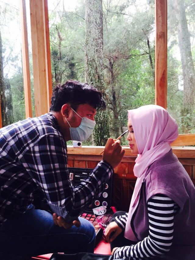 Behind the scene music video for @SarahIDOL8 upcoming single from her debut album. Be ready <a href="/MySarahWorld/">M Y S A R A H</a> 😘