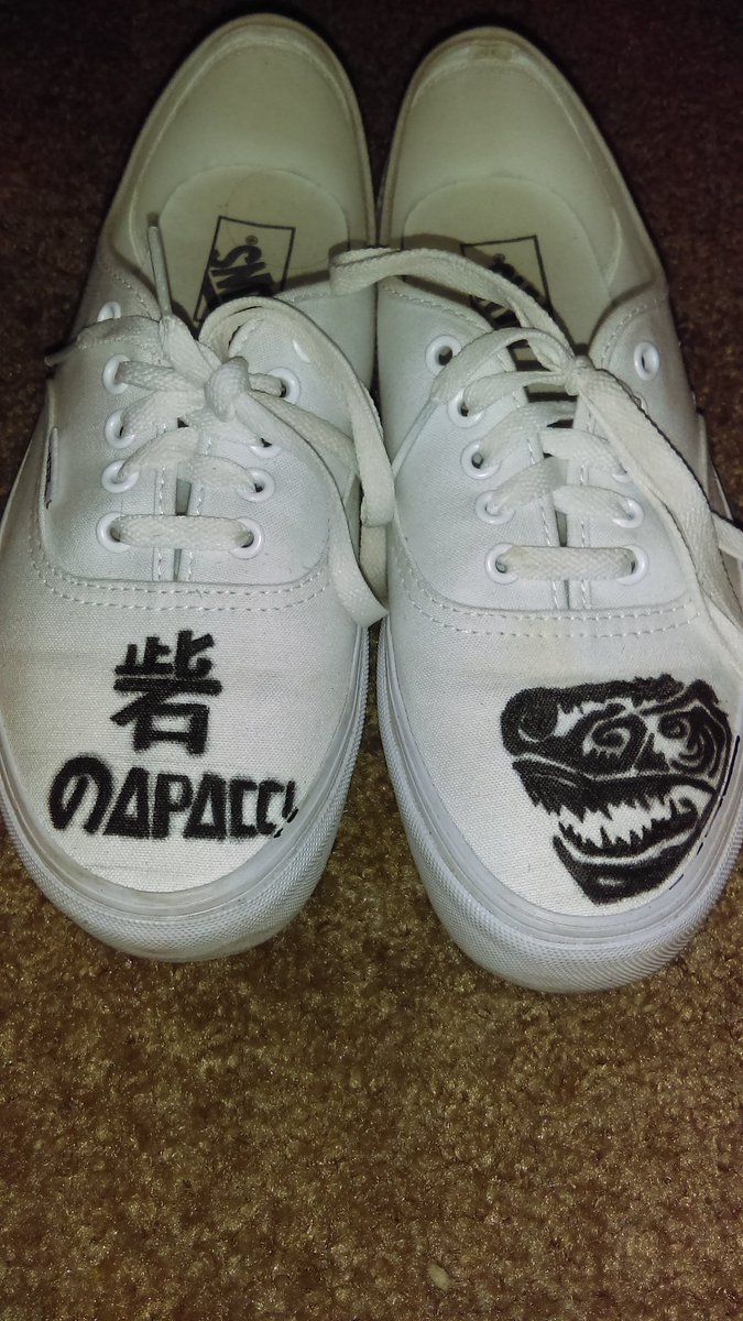 louie_lucifer's tweet photo. Made my own #FortApacci shoes https://t.co/yFxKZ5Wsgi