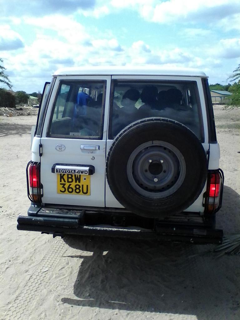 mohamedosmansh's tweet photo. #Adeso doing nothing for the community of #Balambala #Subcounty ...riding for community back @Adesoafrica @UNDP https://t.co/FjtKh17aFK