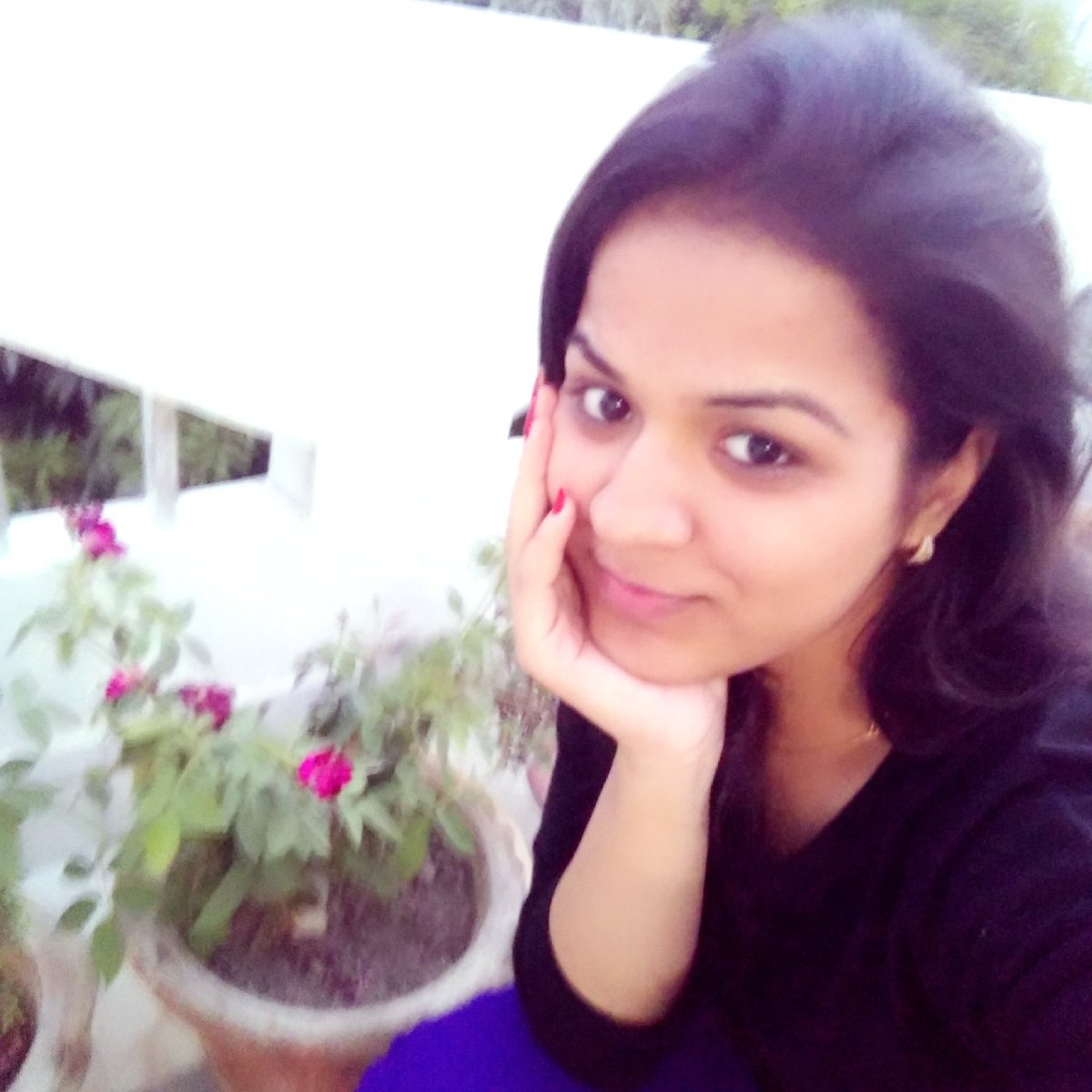 parulp1196's tweet photo. Attempting at capturing the vividity! 😊 https://t.co/5qAfvjrWO5