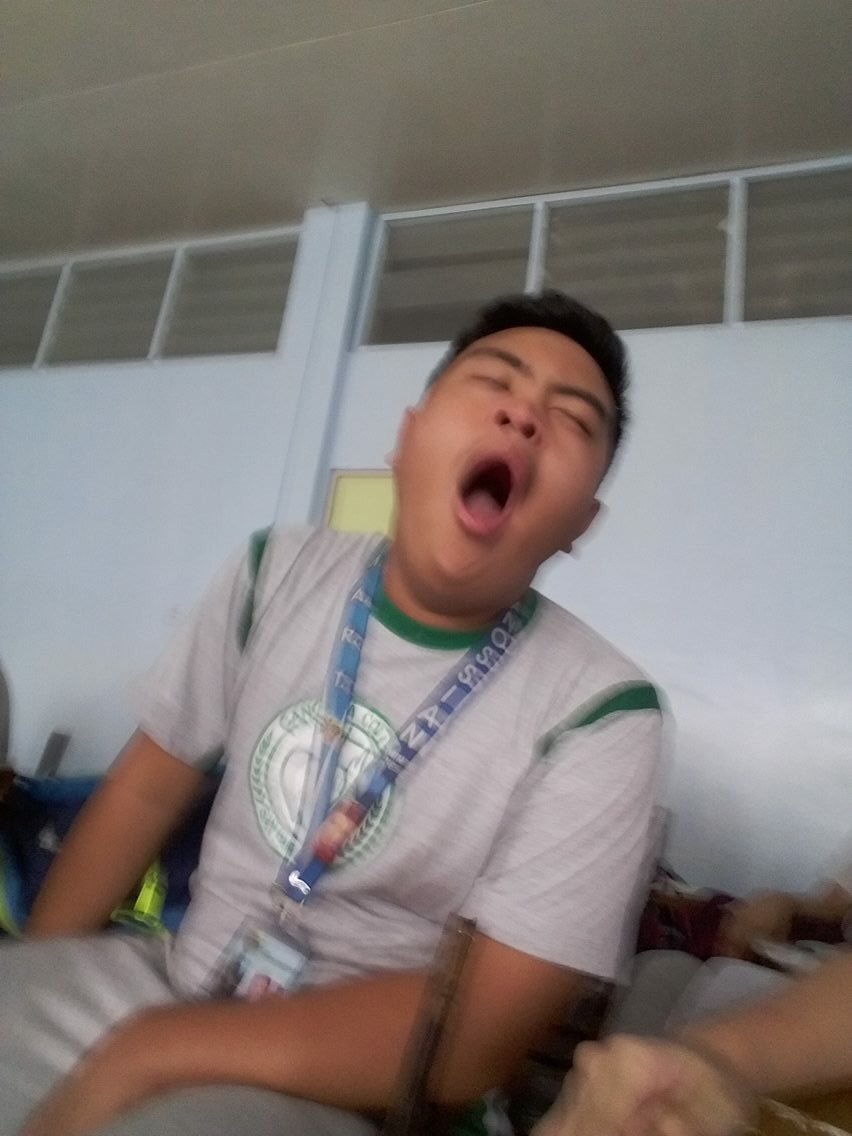 Saintclare15's tweet photo. Teka aah naman inaantok pa ako https://t.co/panM8pBQRZ