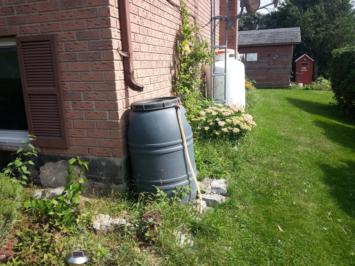 Rain barrels help you save money on water bills! Order one here: buff.ly/1TsHqZI
