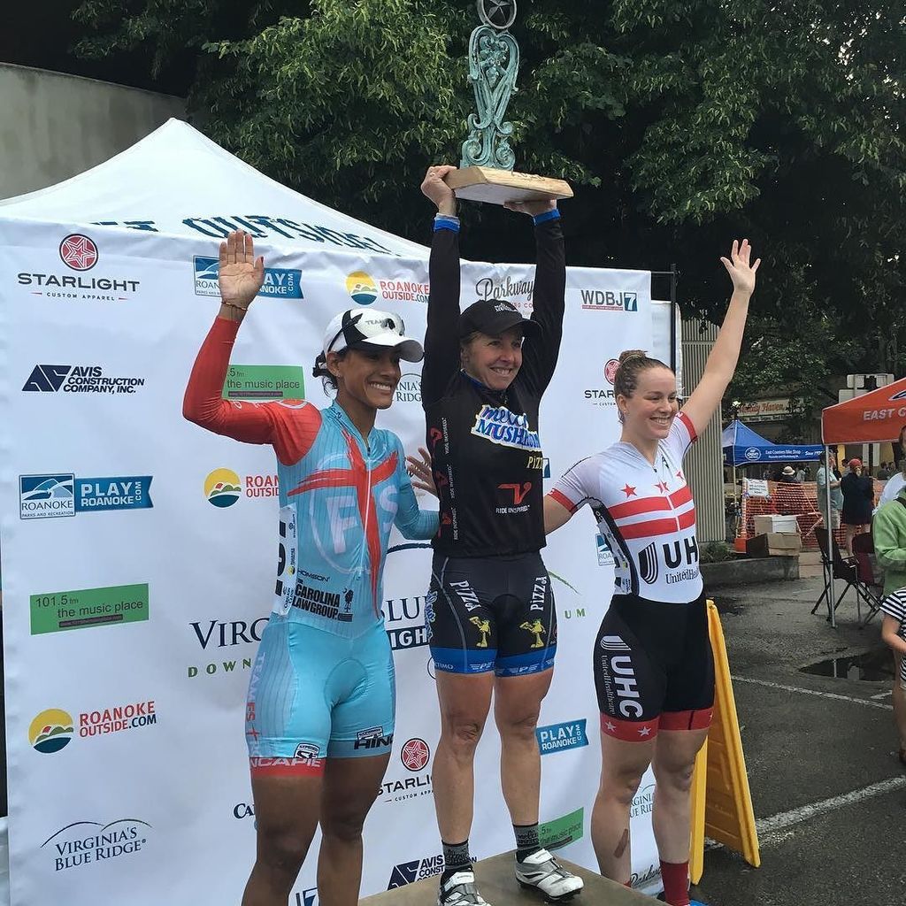 VBRcrit's tweet photo. Congrats to women's winners. What an awesome race. https://t.co/qPpyqhPrD4 https://t.co/pPXrOnEN94