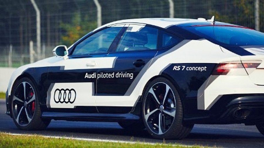 #Audi wants its driverless cars to drive like more humans Read more: digitaltrends.com/cars/audi-trai…