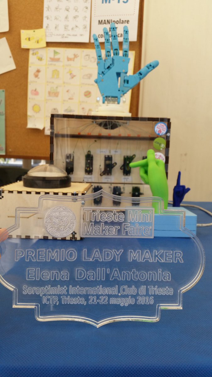 MANIpolare_LIS's tweet image. 2o premio #LadyMaker #Soroptimist Int Club Trieste, 21-22/05/16 #TSMMF a Elena Dall'Antonia #MANIpolarePerComunicare