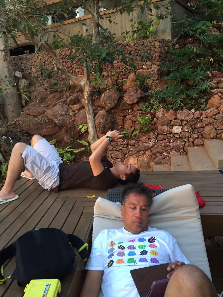 Siesta time in Anilao