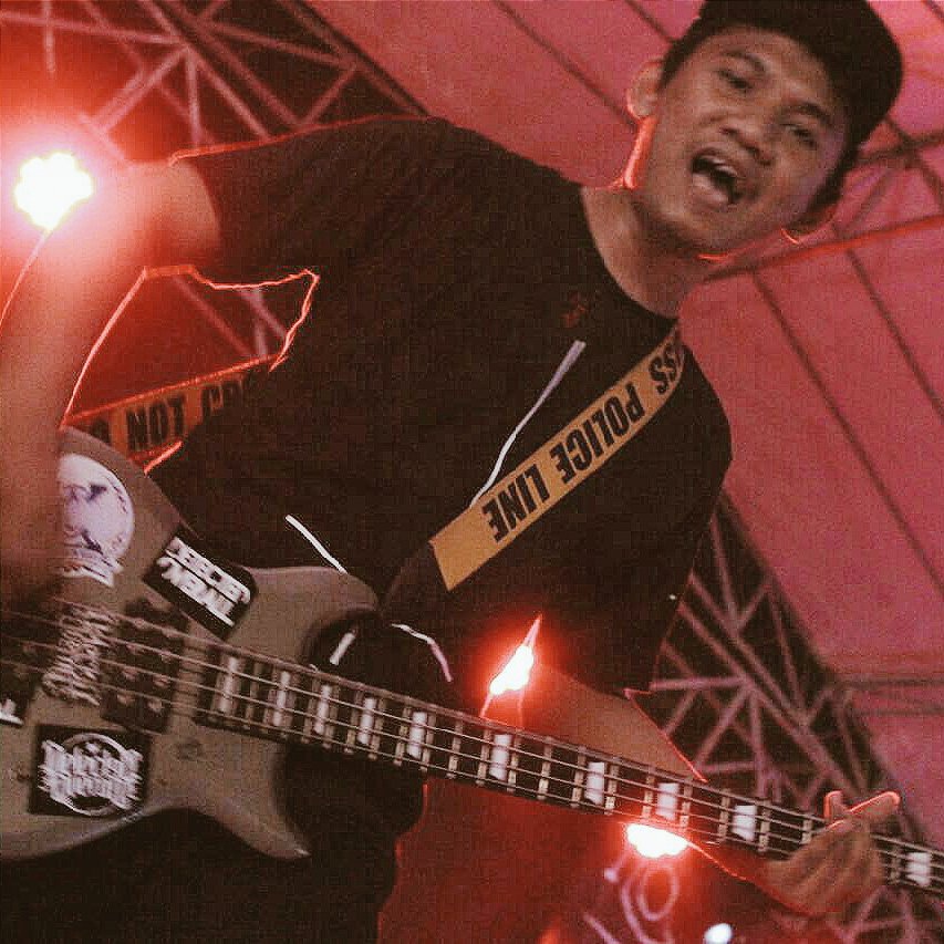 DETECTED OVERALL tweet media