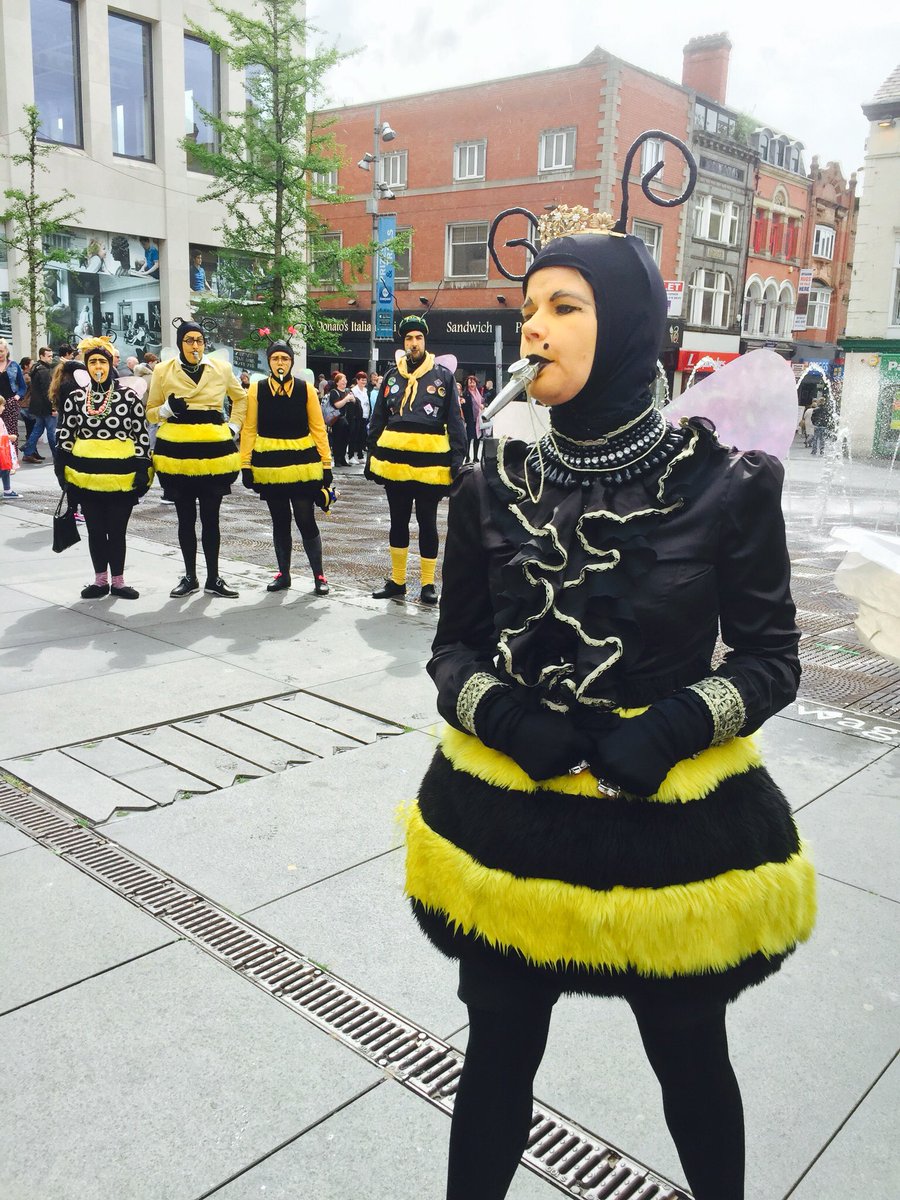 montse_gili's tweet image. One of my favourite moments yesterday @PhysicalFest @waggledancebees