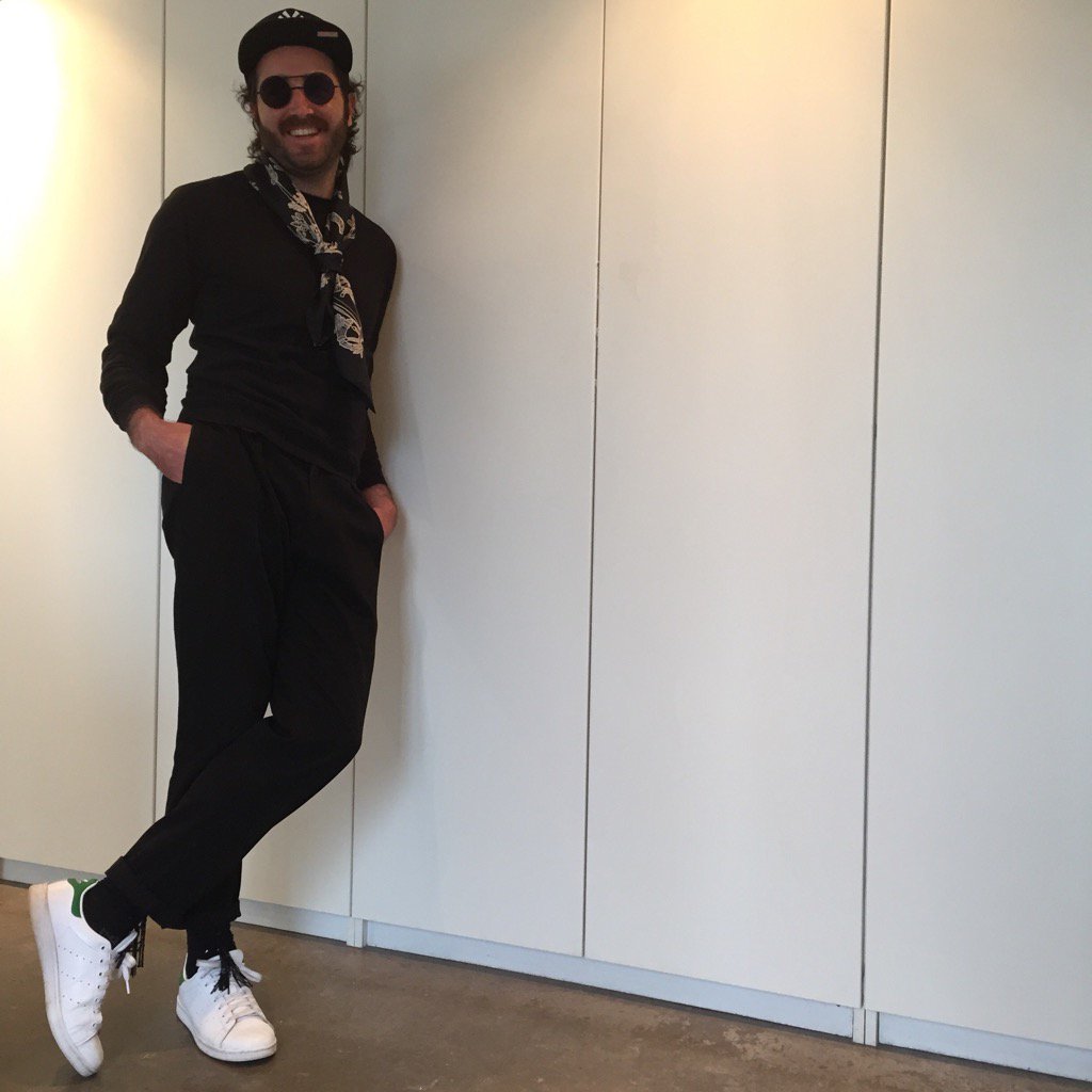NicolasMessina's tweet photo. BLACK SUNDAY MOOD ⬛️◾️⬛️◾️⬛️ Check my #LookOfTheDay @Famest #app / #NicolasMessina and #MakeThePresentWonderful ✨💛 https://t.co/OtUalPgIYu