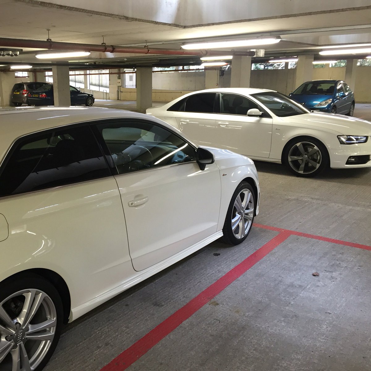 Howiet99's tweet image. It's dat time again going to wash mi 2 fav girls