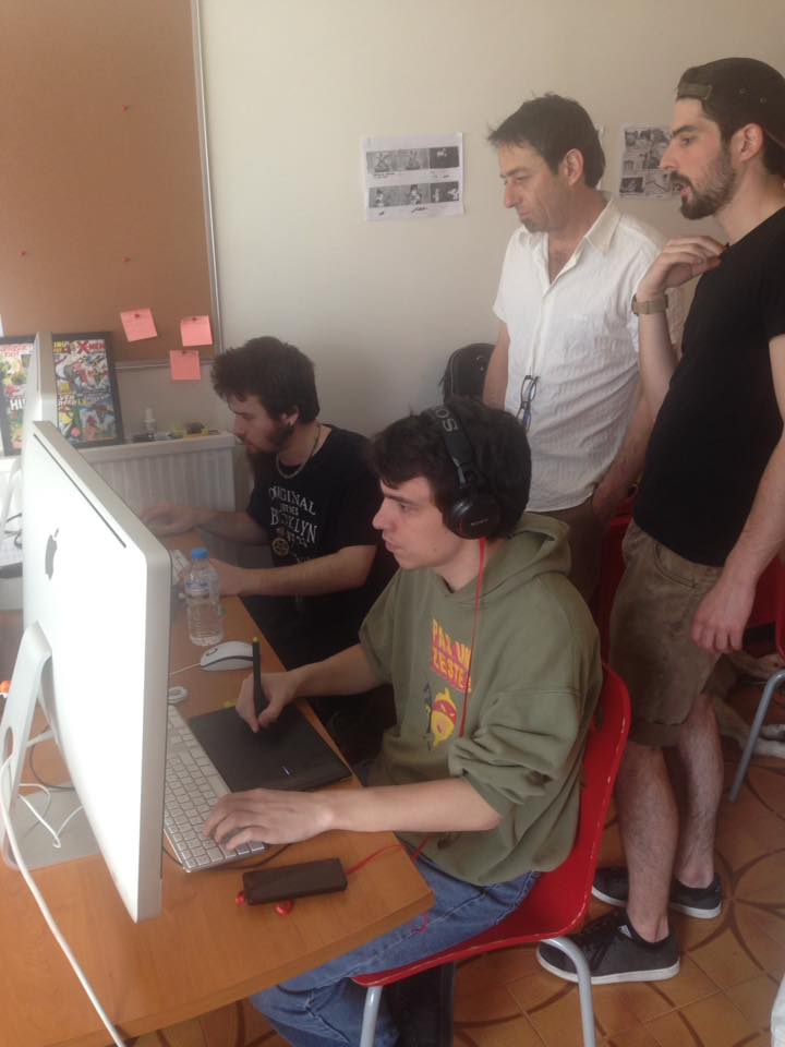 Ecdc34's tweet photo. 11h00 plus on est de fous, plus on rit, Rémi Gazel est dans la place, venu prêter sa baguette magique de compositeur https://t.co/59L4tghqG3