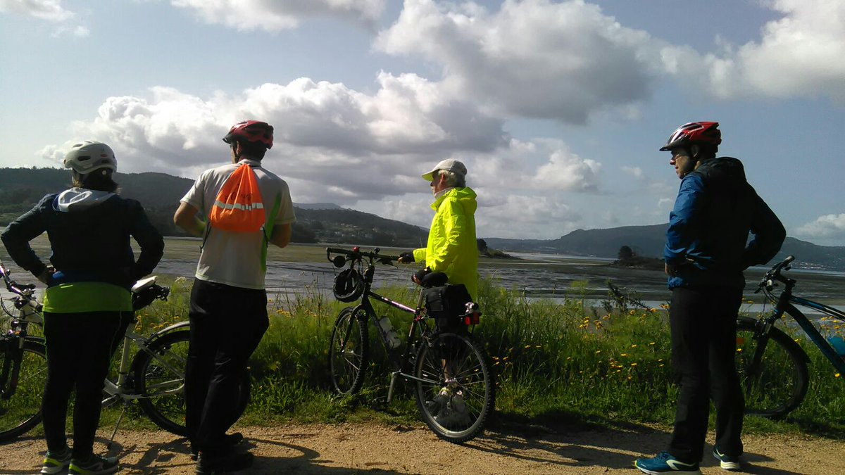 BicicleandoSCG's tweet photo. #RutaGuiadaBicicleando2016: Senda de Pontesampaio con un día estupendo https://t.co/qDP9VnFqmP