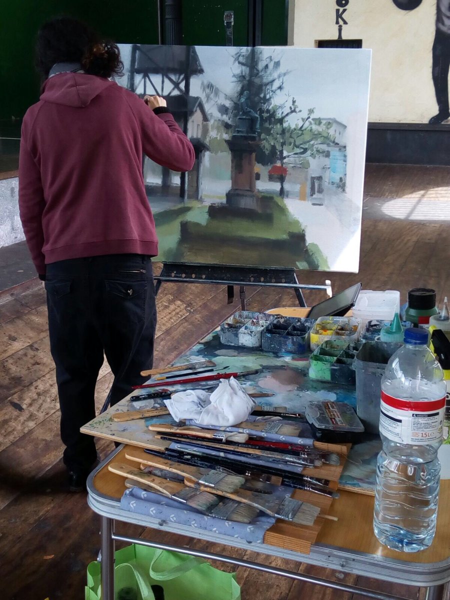 Margo lehiaketa abian da!Margolariak herriko kaleak hartu dituzte #ArtziniegaMuseoa #Kultura #Aiaraldea