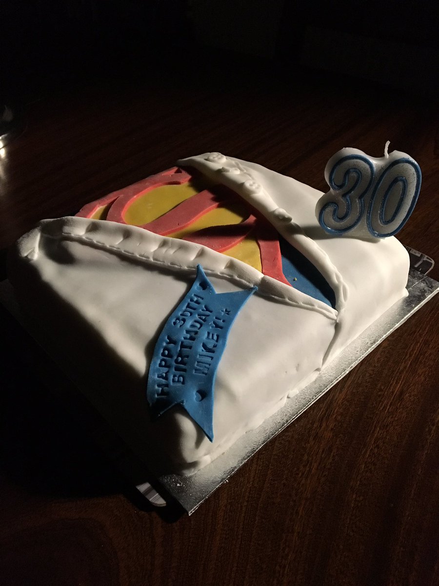 bakerays's tweet photo. Is there an inner #superman in you? There was in this 30th Birthday cake! #cake #birthdaycake #bakeray #nom https://t.co/p61KJ4kgLZ
